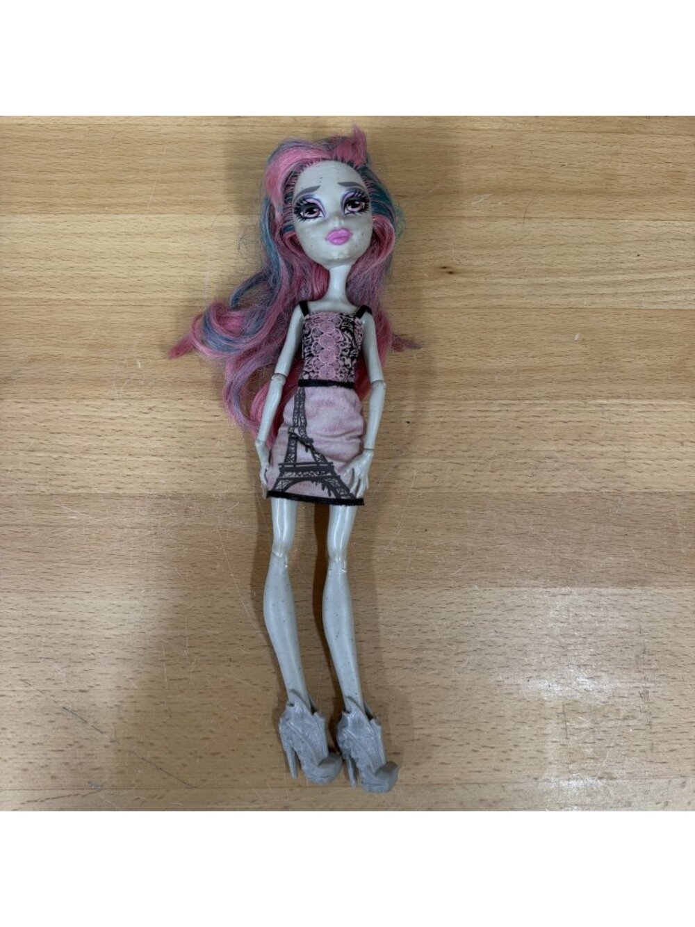 Monster High Doll Rochelle Goyle Girl Ghouls Night Out 2011 *READ*